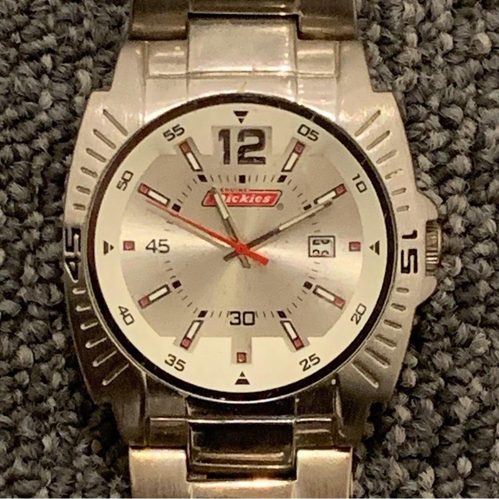 Vintage 90’s Dickies GD161 Date Time Stainless Steel Watch (EUC)